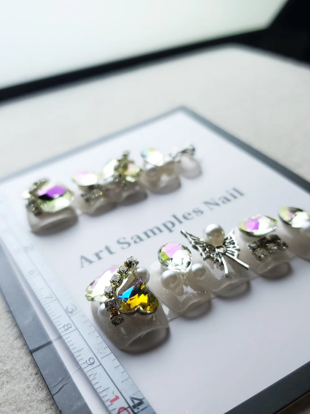 🧚 Absinthe Daydream | Iridescent Crystal Press-On Nails